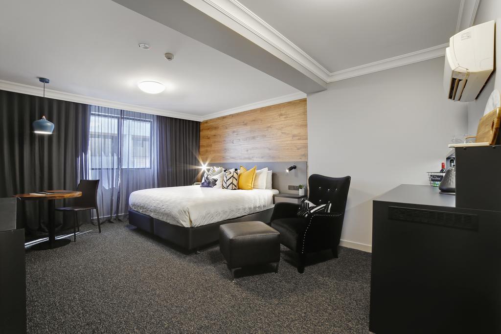 וואגה וואגה Townhouse Hotel מראה חיצוני תמונה