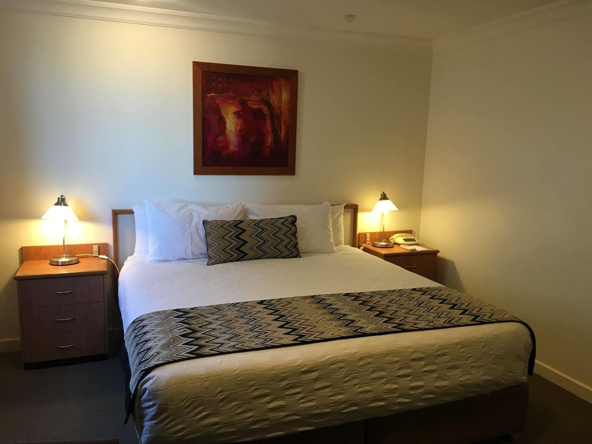 וואגה וואגה Townhouse Hotel מראה חיצוני תמונה